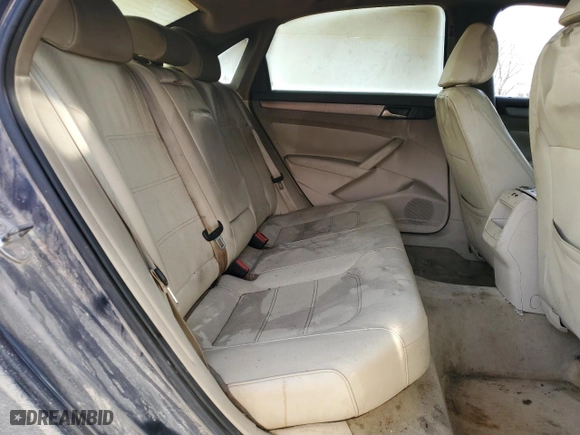 2012 Volkswagen Passat SE with VIN 1VWBP7A31CC075473, listed as a Copart auction lot 42521505 with 286,113 mi miles and Salvage Title. Bid and sale history available at carsss.com. Image 11.