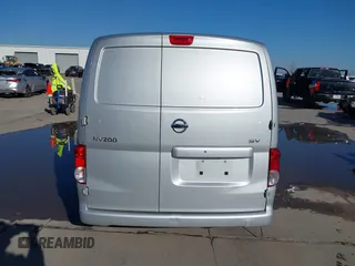 2020 Nissan NV200 S z VIN 3N6CM0KN9LK696801, wystawiony jako IAAI lot #41106619 z przebiegiem 80 786 mil mil oraz . Historia ofert i sprzedaży dostępna na DreamBid. Obrazek 17.