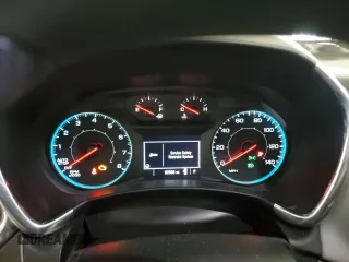2020 Chevrolet Equinox LS z VIN 2GNAXFEV2L6249801, wystawiony jako Copart lot #54223485 z przebiegiem 92 066 mil mil oraz Czysty tytuł • Clean title. Historia ofert i sprzedaży dostępna na DreamBid. Obrazek 9.