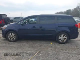 2018 Kia Sedona LX with VIN KNDMB5C15J6352017, listed as a IAAI auction lot 41787590 with 110,159 mi miles. Bid and sale history available at carsss.com. Image 15.