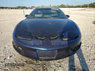 2000 Pontiac Firebird Firebird z VIN 2G2FS22K7Y2145503, wystawiony jako Copart lot #80487434 z przebiegiem 120 386 mil mil oraz Czysty tytuł • Clean title. Historia ofert i sprzedaży dostępna na DreamBid. Obrazek 5.