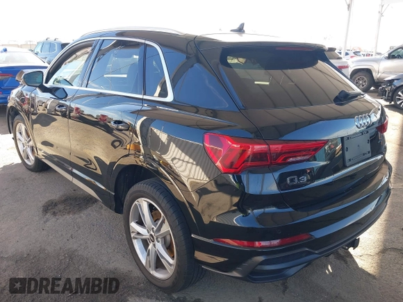 2021 Audi Q3 S line Premium Plus z VIN WA1EECF37M1095208, wystawiony jako IAAI lot #41616320 z przebiegiem 18 341 mil mil oraz . Historia ofert i sprzedaży dostępna na DreamBid. Obrazek 3.
