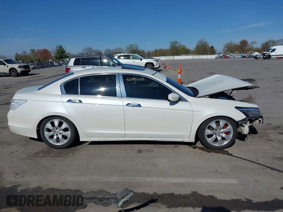 2008 Honda Accord EX-L z VIN 1HGCP36818A066023, wystawiony jako IAAI lot #42092129 z przebiegiem 166 724 mil mil oraz . Historia ofert i sprzedaży dostępna na DreamBid. Obrazek 14.