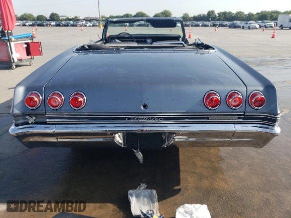 1965 Chevrolet Impala z VIN 166675S178371, wystawiony jako Copart lot #62475694 z przebiegiem 1 019 mil mil oraz Szkoda całkowita • Salvage title. Historia ofert i sprzedaży dostępna na DreamBid. Obrazek 6.