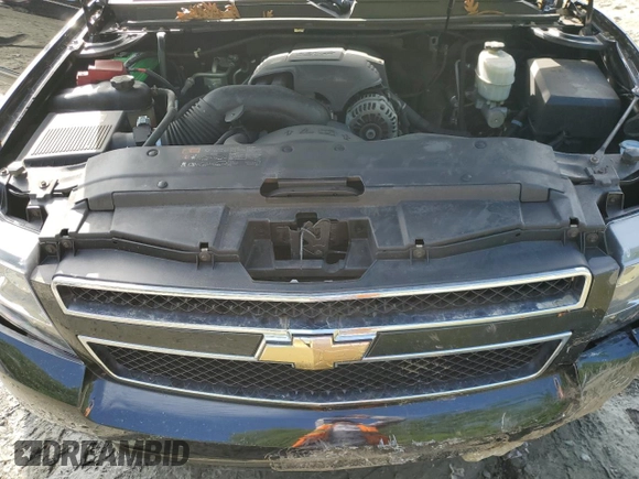 2011 Chevrolet Suburban LS with VIN 1GNWKLEG2BR389659, listed as a Copart auction lot 54923925 with 151,879 mi miles and Salvage title. Bid and sale history available at DreamBid. Image 12.