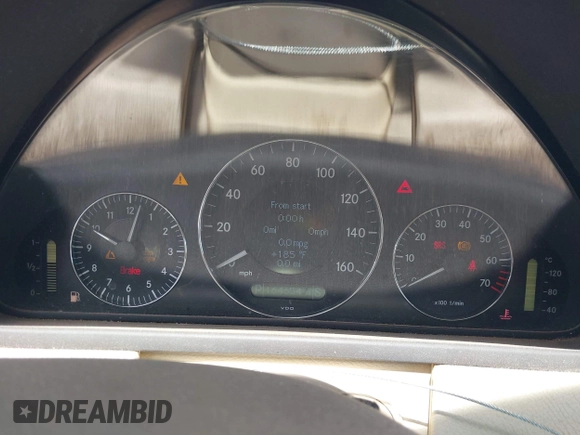 2007 Mercedes-Benz CLK 3.5L with VIN WDBTK56F47T075999, listed as a IAAI auction lot 41915608 with 164,654 mi miles. Bid and sale history available at carsss.com. Image 7.