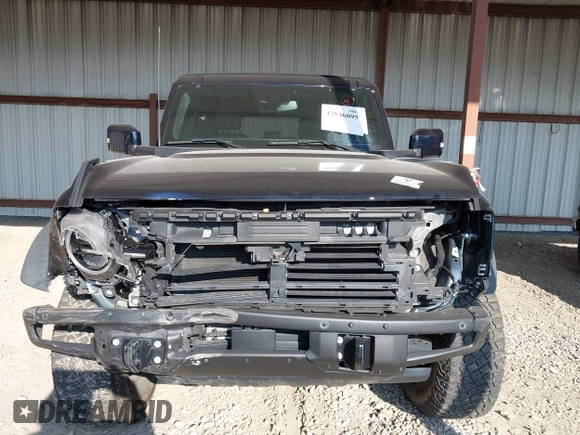 2021 Ford Bronco z VIN 1FMEE5DP2MLA89419, wystawiony jako IAAI lot #42846095 z przebiegiem 44 167 mil mil oraz . Historia ofert i sprzedaży dostępna na DreamBid. Obrazek 12.