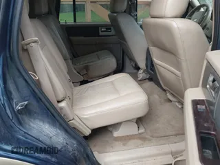 2013 Ford Expedition XLT с VIN 1FMJU1H50DEF14630, выставлен на аукционе IAAI как лот 42258934 с пробегом 196 843 миль миль и . История ставок и продаж доступна на DreamBid. Изображение 8.