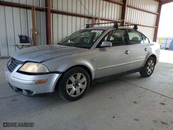 2003 Volkswagen Passat GLX with VIN WVWTH63BX3P381745, listed as a Copart auction lot 63975414 with 180,783 mi miles and Clean Title. Bid and sale history available at carsss.com. Image 1.