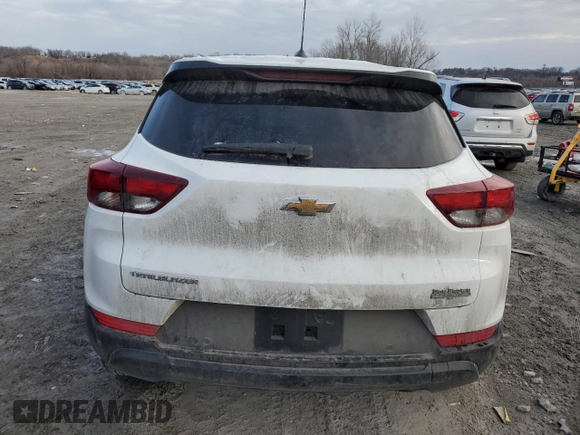 2025 Chevrolet TrailBlazer LS with VIN KL79MMSP4SB044102, listed as a Copart auction lot 45048715 with 26,537 mi miles and Clean Title. Bid and sale history available at DreamBid. Image 6.