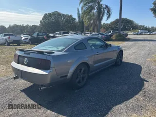 2007 Ford Mustang Deluxe with VIN 1ZVFT80N975342231, listed as a Copart auction lot 88990895 with 175,676 mi miles and Clean Title. Bid and sale history available at carsss.com. Image 4.