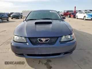 2001 Ford Mustang GT Deluxe z VIN 1FAFP42X41F139883, wystawiony jako Copart lot #50243745 z przebiegiem 142 545 mil mil oraz Szkoda całkowita • Salvage title. Historia ofert i sprzedaży dostępna na DreamBid. Obrazek 5.