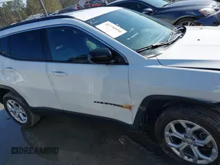 2024 Jeep Compass Latitude with VIN 3C4NJDBN2RT112575, listed as a IAAI auction lot 41730950 with 22,357 mi miles. Bid and sale history available at carsss.com. Image 13.
