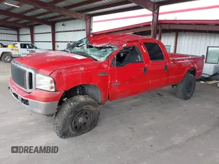 2005 Ford F-250 XL z VIN 1FTSW21P75EC61621, wystawiony jako IAAI lot #40296449 z przebiegiem Nie podano mil oraz . Historia ofert i sprzedaży dostępna na DreamBid. Obrazek 2.