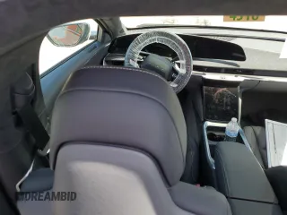 2024 Lucid Air Touring z VIN 50EA1TEA7RA009107, wystawiony jako Copart lot #62992684 z przebiegiem Nie podano mil oraz Szkody całkowita. Historia ofert i sprzedaży dostępna na DreamBid. Obrazek 9.