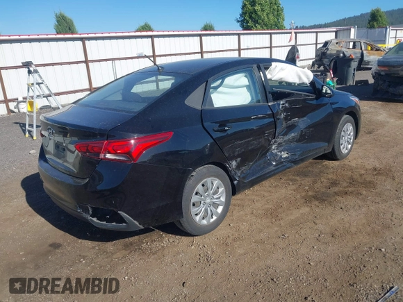 2018 Hyundai Accent SE z VIN 3KPC24A32JE019908, wystawiony jako IAAI lot #42358605 z przebiegiem 59 693 mil mil oraz . Historia ofert i sprzedaży dostępna na DreamBid. Obrazek 4.