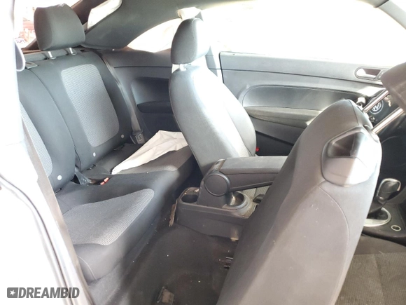 2018 Volkswagen Beetle S with VIN 3VWFD7AT7JM709908, listed as a Copart auction lot 71683934 with 0 mi miles and Salvage Title. Bid and sale history available at carsss.com. Image 10.