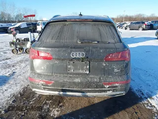 2019 Audi Q5 Premium with VIN WA1ANAFY9K2069635, listed as a IAAI auction lot 41252649 with 91,199 mi miles. Bid and sale history available at carsss.com. Image 16.