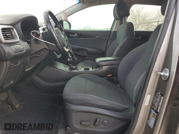 2016 Kia Sorento LX with VIN 5XYPG4A39GG086813, listed as a Copart auction lot 49260685 with 129,616 mi miles and Salvage Title. Bid and sale history available at DreamBid. Image 7.
