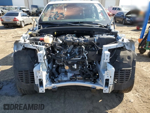 2024 Jeep Grand Cherokee Laredo z VIN 1C4RJHAG5RC205825, wystawiony jako Copart lot #51694745 z przebiegiem Nie podano mil oraz Szkoda całkowita • Salvage title. Historia ofert i sprzedaży dostępna na DreamBid. Obrazek 5.