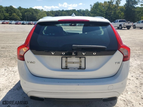 2015 Volvo V60 T5 Drive-E Premier with VIN YV140MEK2F1261727, listed as a Copart auction lot 70275914 with 109,769 mi miles and Salvage Title. Bid and sale history available at carsss.com. Image 6.