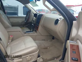 2007 Ford Explorer Eddie Bauer z VIN 1FMEU64E67UA75755, wystawiony jako IAAI lot #42363410 z przebiegiem 243 746 mil mil oraz . Historia ofert i sprzedaży dostępna na DreamBid. Obrazek 5.