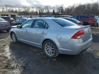 2010 Mercury Milan Hybrid with VIN 3MEDM0L38AR627427, listed as a Copart auction lot 43940895 with 46,161 mi miles and Salvage Title. Bid and sale history available at carsss.com. Image 2.