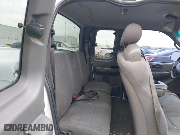 2001 Ford F-150 XL with VIN 2FTRX07L21CA73710, listed as a IAAI auction lot 41934098 with 1 mi miles. Bid and sale history available at carsss.com. Image 8.