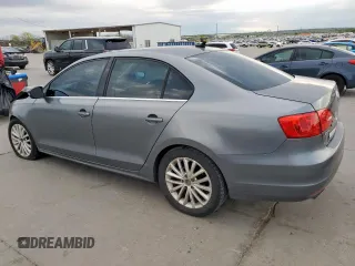 2011 Volkswagen Jetta SEL z VIN 3VWLX7AJXBM362116, wystawiony jako Copart lot #50632945 z przebiegiem 205 371 mil mil oraz Szkoda całkowita • Salvage title. Historia ofert i sprzedaży dostępna na DreamBid. Obrazek 2.
