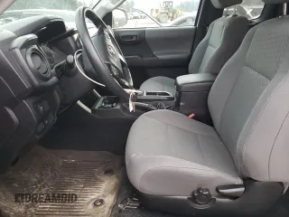 2022 Toyota Tacoma SR with VIN 3TYRX5GN1NT044745, listed as a Copart auction lot 43439945 with 35,278 mi miles and Salvage title. Bid and sale history available at DreamBid. Image 7.