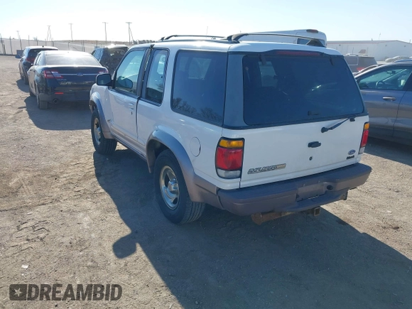 1997 Ford Explorer с VIN 1FMCU24X5VUD16929, выставлен на аукционе IAAI как лот 41984837 с пробегом 94 333 миль миль и . История ставок и продаж доступна на DreamBid. Изображение 3.