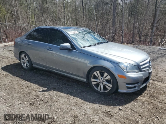 2012 Mercedes-Benz C 300 Sport with VIN WDDGF8BB8CA615829, listed as a Copart auction lot 53259485 with 152,712 mi miles and Clean Title. Bid and sale history available at DreamBid. Image 4.