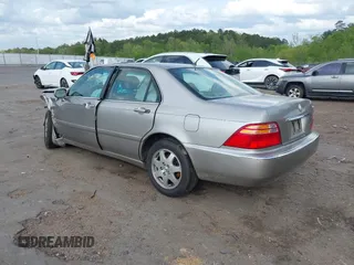 2002 Acura RL with VIN JH4KA96582C011728, listed as a IAAI auction lot 41938429 with 1 mi miles. Bid and sale history available at carsss.com. Image 3.