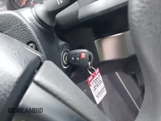 2021 Toyota Tacoma SR z VIN 5TFAX5GNXMX193978, wystawiony jako IAAI lot #41595827 z przebiegiem 43 999 mil mil oraz . Historia ofert i sprzedaży dostępna na DreamBid. Obrazek 11.
