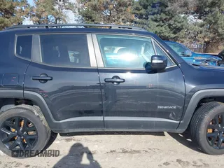 2016 Jeep Renegade Latitude with VIN ZACCJBBT8GPD00919, listed as a IAAI auction lot 41379627 with 104,791 mi miles. Bid and sale history available at carsss.com. Image 14.