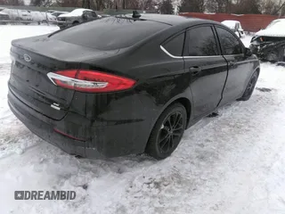 2020 Ford Fusion SE with VIN 3FA6P0HD2LR124486, listed as a IAAI auction lot 41638783 with 78,576 mi miles and . Bid and sale history available at DreamBid. Image 4.