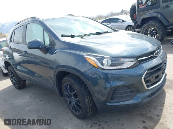 2022 Chevrolet Trax LT with VIN KL7CJPSM0NB528858, listed as a IAAI auction lot 41949198 with 48,810 mi miles and . Bid and sale history available at carsss.com. Image 1.