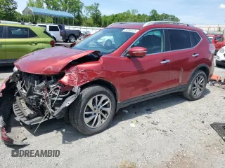 2015 Nissan Rogue SL z VIN 5N1AT2MV1FC882795, wystawiony jako Copart lot #54384435 z przebiegiem Nie podano mil oraz Szkoda całkowita • Salvage title. Historia ofert i sprzedaży dostępna na DreamBid. Obrazek 1.