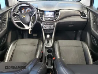 2020 Chevrolet Trax LT with VIN KL7CJLSB1LB041415, listed as a Copart auction lot 48872335 with 68,265 mi miles and Non repairable. Bid and sale history available at DreamBid. Image 8.