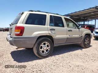 2001 Jeep Grand Cherokee Laredo with VIN 1J4GX48S81C548944, listed as a Copart auction lot 62779405 with 122,594 mi miles and Clean title. Bid and sale history available at DreamBid. Image 3.