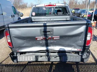2021 GMC Canyon 4WD AT4 w/Leather with VIN 1GTG6FENXM1282684, listed as a IAAI auction lot 41757981 with 44,807 mi miles. Bid and sale history available at carsss.com. Image 16.