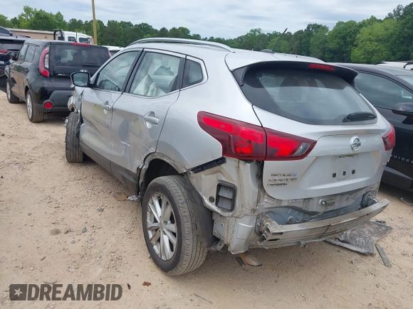 2017 Nissan Rogue SV with VIN JN1BJ1CP4HW011373, listed as a IAAI auction lot 42314757 with 236,741 mi miles and . Bid and sale history available at DreamBid. Image 3.