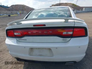 2011 Dodge Charger RT Plus with VIN 2B3CL5CT0BH609483, listed as a IAAI auction lot 40474315 with 202,644 mi miles. Bid and sale history available at carsss.com. Image 16.