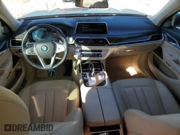 2018 BMW 7 Series 740i with VIN WBA7E2C55JG742497, listed as a Copart auction lot 82173994 with 52,354 mi miles and Salvage Title. Bid and sale history available at carsss.com. Image 8.