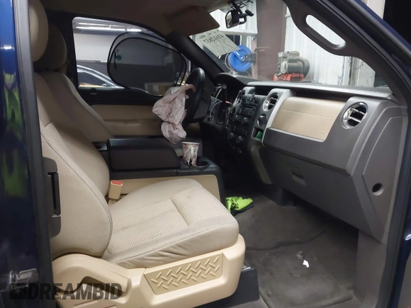 2011 Ford F-150 XL with VIN 1FTFX1CF0BFD42141, listed as a IAAI auction lot 41612837 with 195,235 mi miles. Bid and sale history available at carsss.com. Image 5.