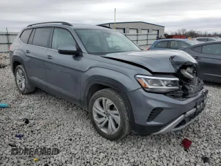 2022 Volkswagen Atlas SE with VIN 1V2WR2CA4NC502532, listed as a Copart auction lot 44407155 with 67,394 mi miles and Salvage title. Bid and sale history available at DreamBid. Image 4.