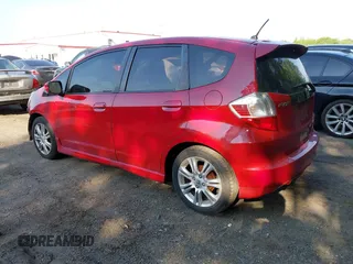 2011 Honda Fit Sport with VIN JHMGE8H55BS006252, listed as a IAAI auction lot 42132958 with 147,734 mi miles and . Bid and sale history available at DreamBid. Image 3.