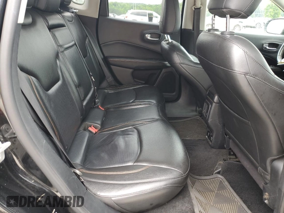 2018 Jeep Compass Limited z VIN 3C4NJDCB0JT340924, wystawiony jako Copart lot #60721325 z przebiegiem 140 441 mil mil oraz Szkoda całkowita • Salvage title. Historia ofert i sprzedaży dostępna na DreamBid. Obrazek 11.