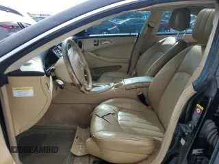 2007 Mercedes-Benz CLS 550 z VIN WDDDJ72X37A092927, wystawiony jako Copart lot #60268185 z przebiegiem Nie podano mil oraz Czysty tytuł • Clean title. Historia ofert i sprzedaży dostępna na DreamBid. Obrazek 7.