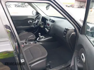 2016 Kia Soul with VIN KNDJN2A2XG7332644, listed as a IAAI auction lot 41647542 with 73,194 mi miles and . Bid and sale history available at DreamBid. Image 5.